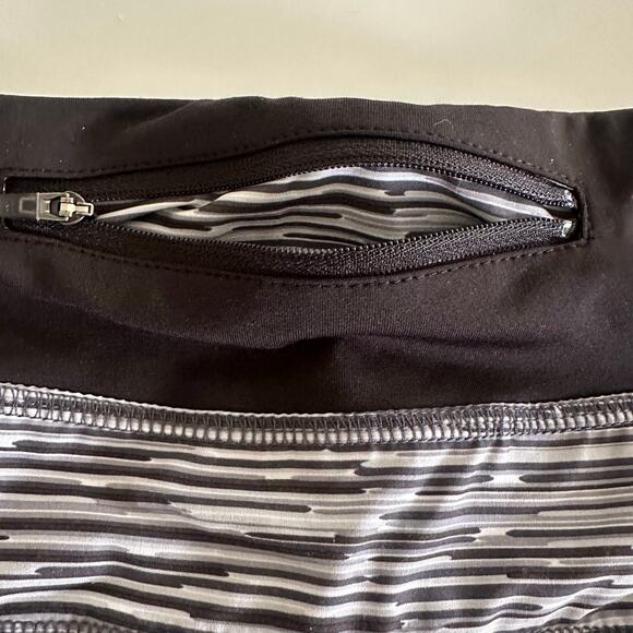 LL Bean Skort Size Small with Back Zipper - Picture 3 of 9